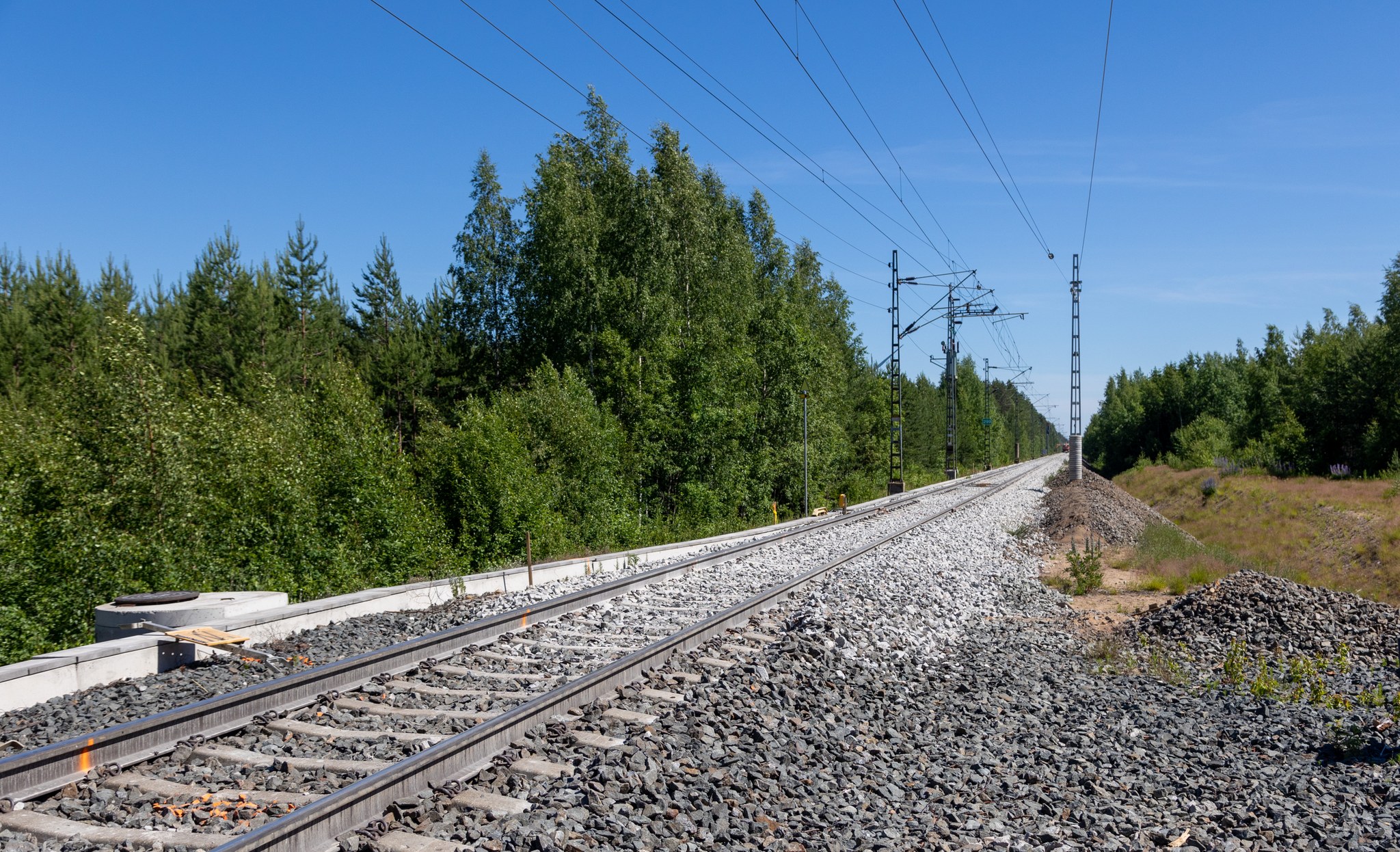 Rautatien päällikerros.
