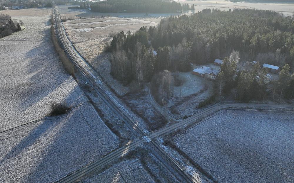 Lentokuva Ruhadentien tasoristeyksestä Nakkilassa
