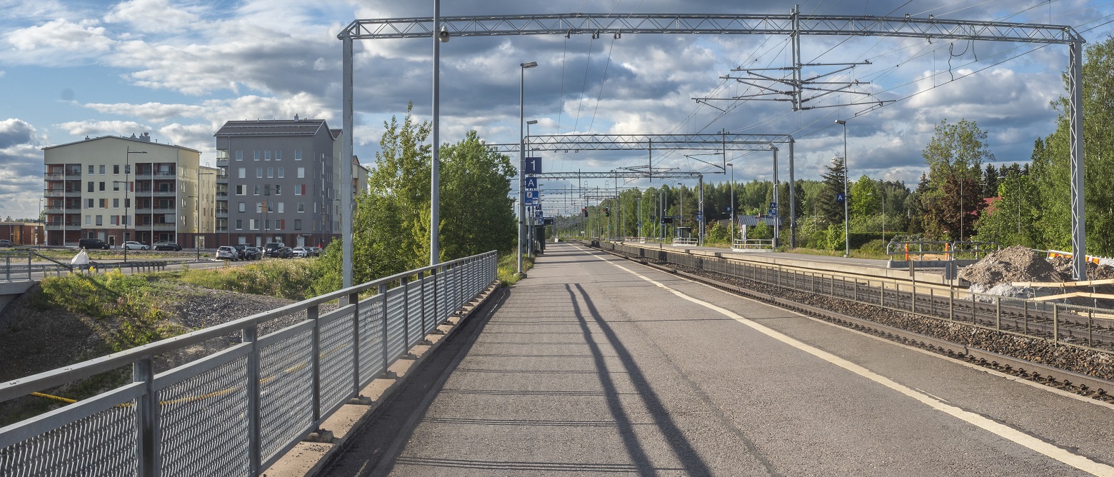 Ainolan asema kesällä. Kuva: Jussi Pajunen.