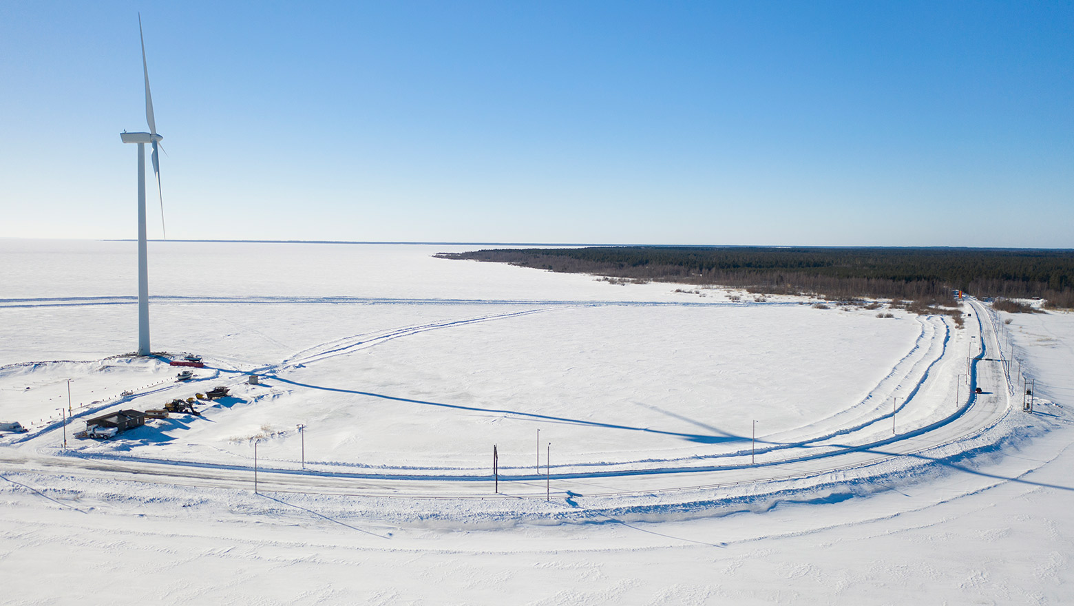 Hailuodon lauttaranta talvella 2019. Hailuoto ferry harbour in winter 2019.