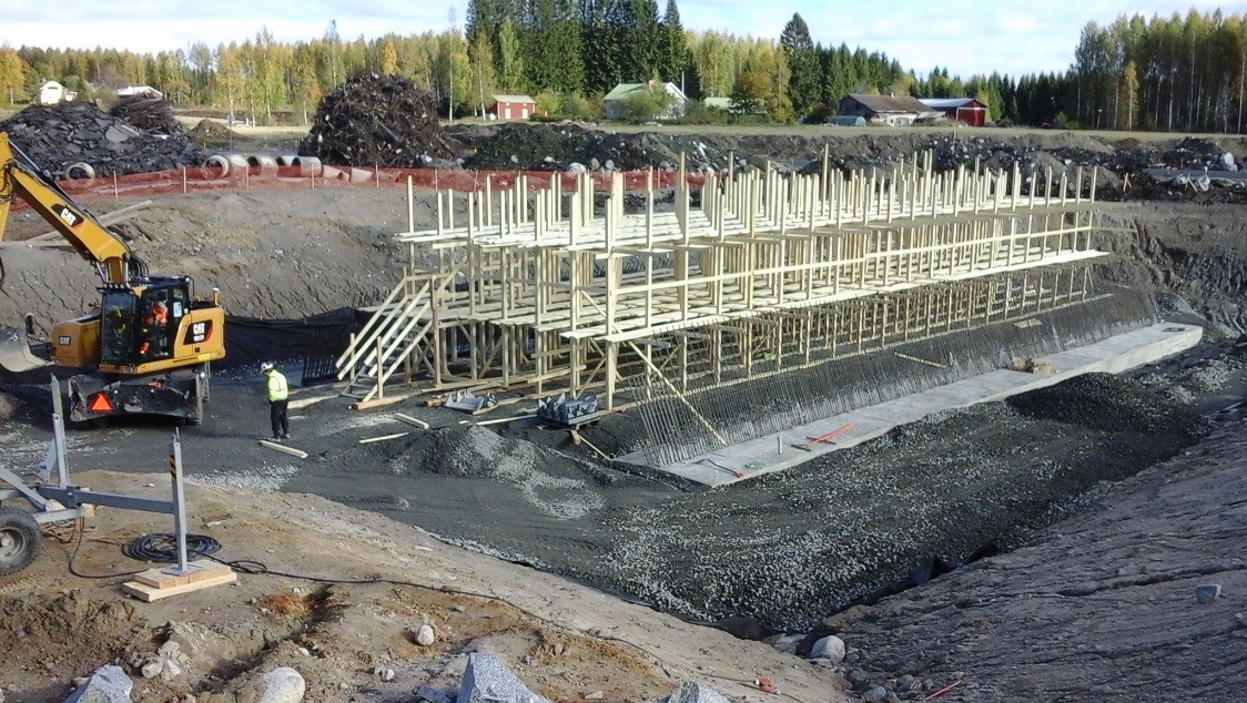 Muotintekoa.