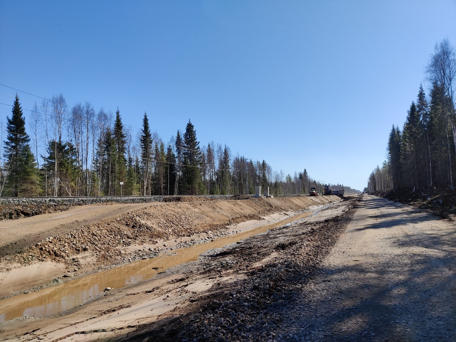 Eristys- ja välikerrokset rakentuvat.