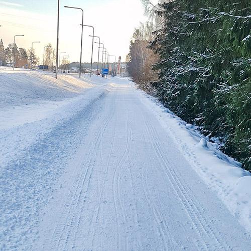 Talvinen kevyen liikenteen väylä, hoitoluokka K1.